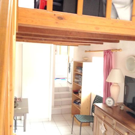 Studio Avec Piscine Privee Jardin Clos Et Wifi A Saint Jean D'Angely Luaran gambar