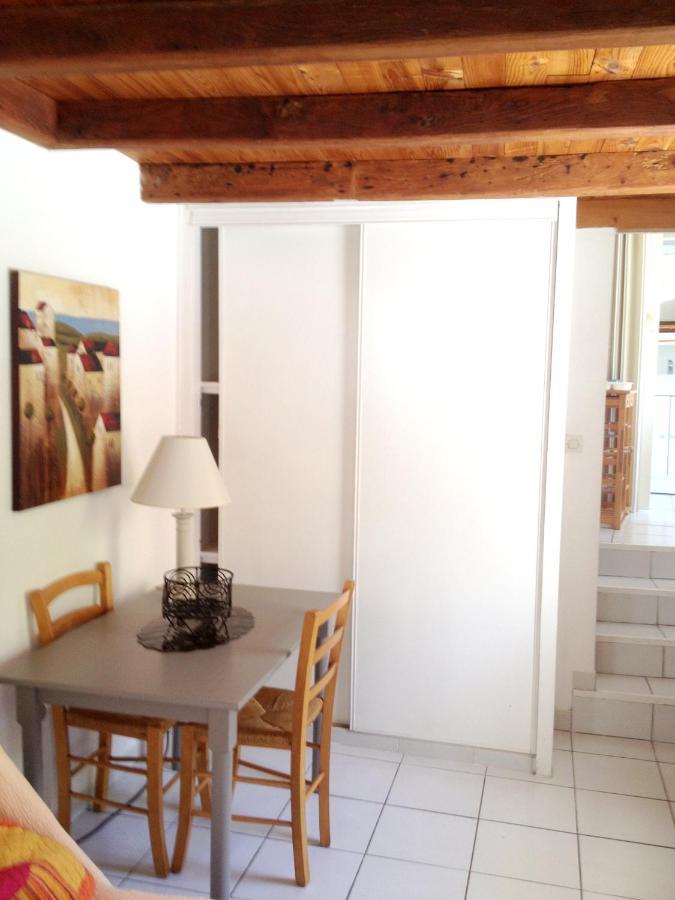 Studio Avec Piscine Privee Jardin Clos Et Wifi A Saint Jean D'Angely Luaran gambar